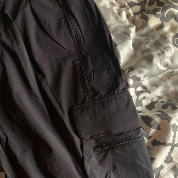 Represent 247 Pants | Black nylon cargo | LARGE - Picture 4 of 8